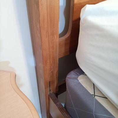 LOT 11: Queen Size Wood Poster Bed