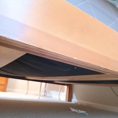 LOT 11: Queen Size Wood Poster Bed