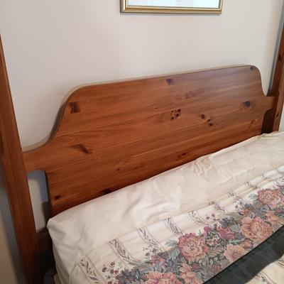 LOT 11: Queen Size Wood Poster Bed
