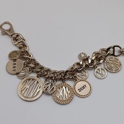 Sale Photo Thumbnail #196