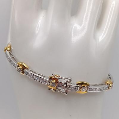 Sale Photo Thumbnail #203