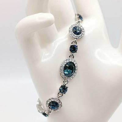 Sale Photo Thumbnail #207