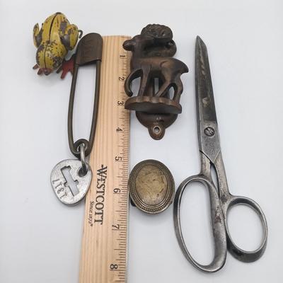 Sale Photo Thumbnail #287