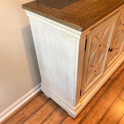 Sale Photo Thumbnail #454