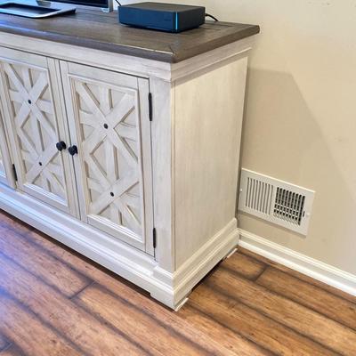 Sale Photo Thumbnail #452