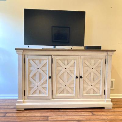 Sale Photo Thumbnail #449