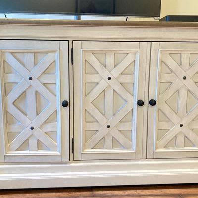 Sale Photo Thumbnail #451