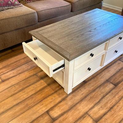 Sale Photo Thumbnail #487