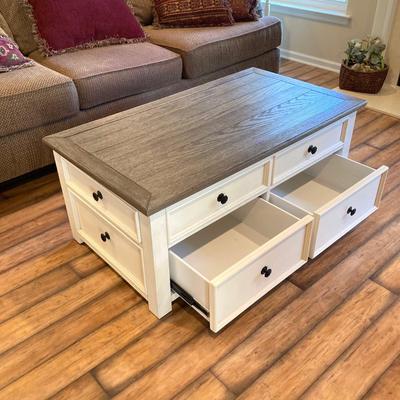 Sale Photo Thumbnail #486