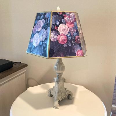 LOT 41: Metal Table Lamp with Hexagon Floral Lamp Shade with Painted White Wooden Table