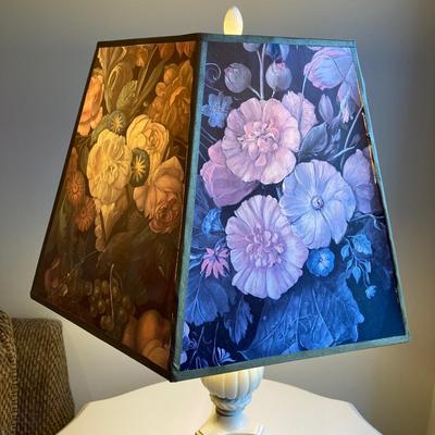 LOT 41: Metal Table Lamp with Hexagon Floral Lamp Shade with Painted White Wooden Table