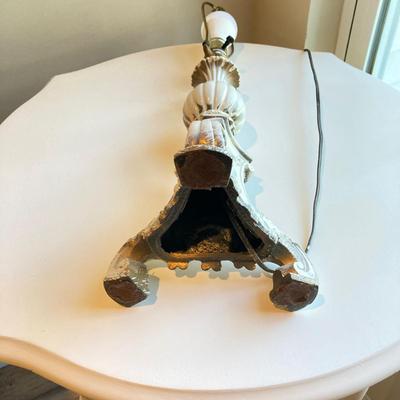 LOT 41: Metal Table Lamp with Hexagon Floral Lamp Shade with Painted White Wooden Table