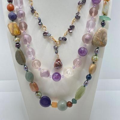 LOT 47: Collection of Glass, Stone and Abalone Shell Jewelry