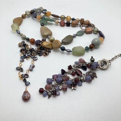LOT 47: Collection of Glass, Stone and Abalone Shell Jewelry