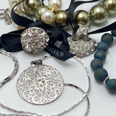 LOT 50: Bracelets and More - Dazzling Stretch and Cuff with Geode Style