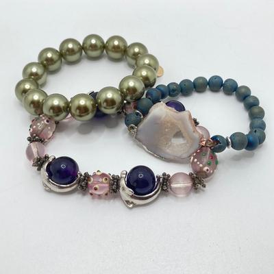 LOT 50: Bracelets and More - Dazzling Stretch and Cuff with Geode Style