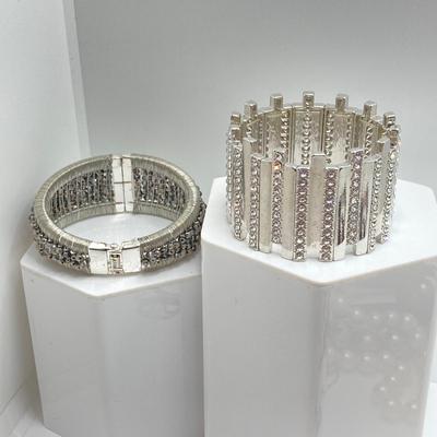 LOT 50: Bracelets and More - Dazzling Stretch and Cuff with Geode Style