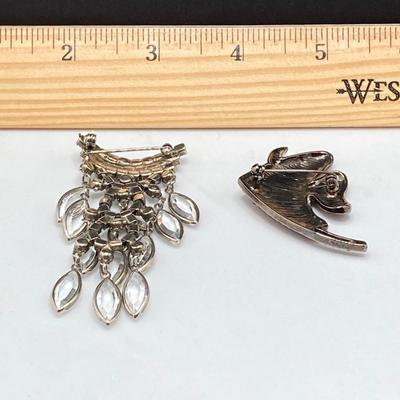 LOT 52: Vintage Brooches and Pins - Black Weiss and More
