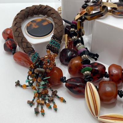 LOT 62: Fashion Jewelry - Animal Print / Tortoise Shell Themed (Ralph Lauren / Ethel & Myrtle) and More