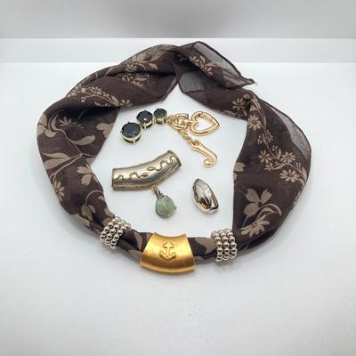 LOT 66: Powell Spinning Double Sided Jewelry Box with Scarf, Scarf Rings and Juicy Couture Key Chain