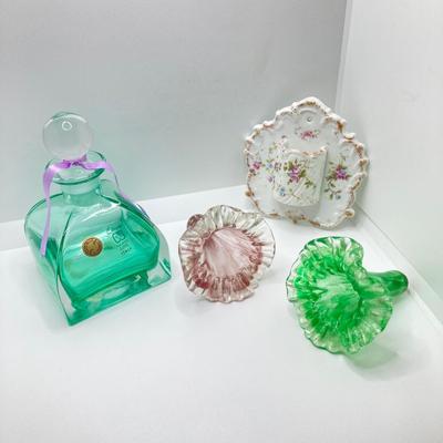 LOT 67: Collezione Glass Line Italy Green Crystal Bottle, Glass Flowers / Shades with Floral Wall Pocket Vase