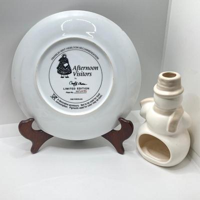 LOT 70: Snowy / Holiday Decor Collection - Franklin Mint, Spode England and More