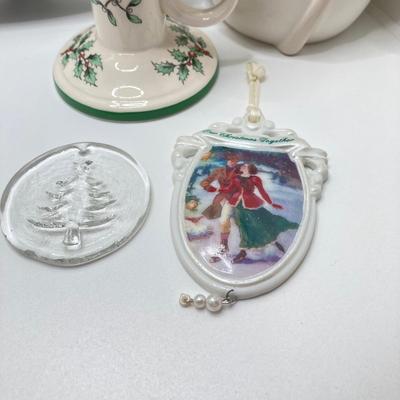 LOT 70: Snowy / Holiday Decor Collection - Franklin Mint, Spode England and More