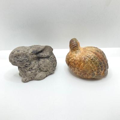 LOT 71: Wildlife Collection - Decorative Plates, Gorgeous Embossed Art Glass Plate and Figurines