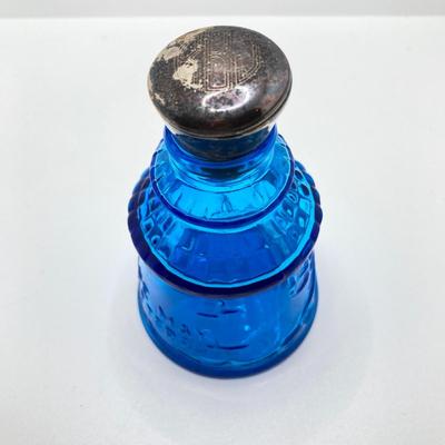 LOT 72: Vintage Art Glass and Perfume Bottles (Ralph Lauren, Shelton, Wheaton and More)