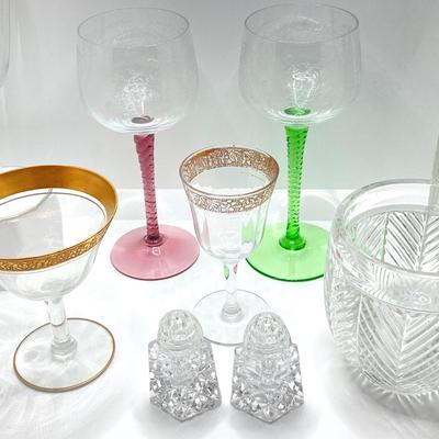 LOT 76: Collection of Crystal - Ralph Lauren Vases, Wine Glasses, Champagne Glasses and Salt and Pepper Shakers