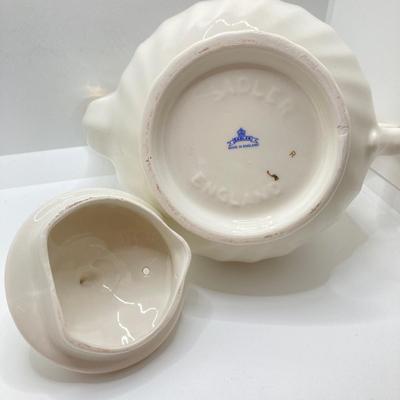 LOT 77: Beautiful Tea Pot with Collection of Tea Cups and Plates (Sadler, Regency England, English Staffordshire, Belle Fiore, Gardenia...