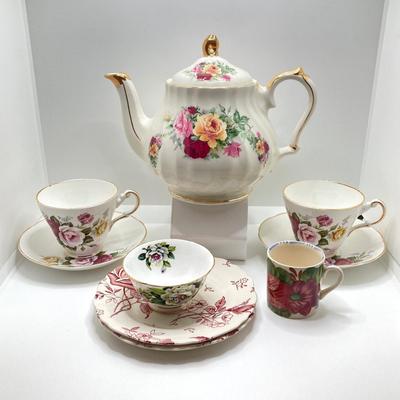 LOT 77: Beautiful Tea Pot with Collection of Tea Cups and Plates (Sadler, Regency England, English Staffordshire, Belle Fiore, Gardenia...