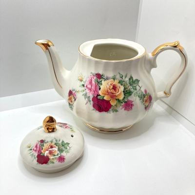 LOT 77: Beautiful Tea Pot with Collection of Tea Cups and Plates (Sadler, Regency England, English Staffordshire, Belle Fiore, Gardenia...