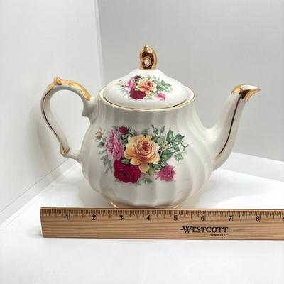 LOT 77: Beautiful Tea Pot with Collection of Tea Cups and Plates (Sadler, Regency England, English Staffordshire, Belle Fiore, Gardenia...