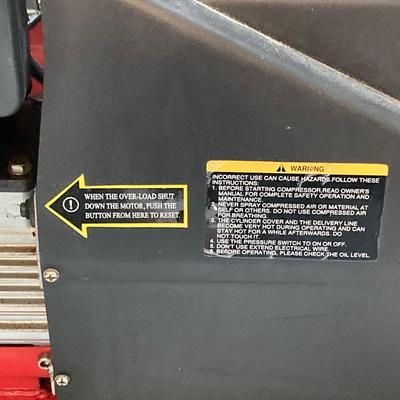 LOT 79: Air Compressor