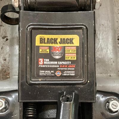 LOT 80: Black Jack 3 Ton Hydraulic Jack