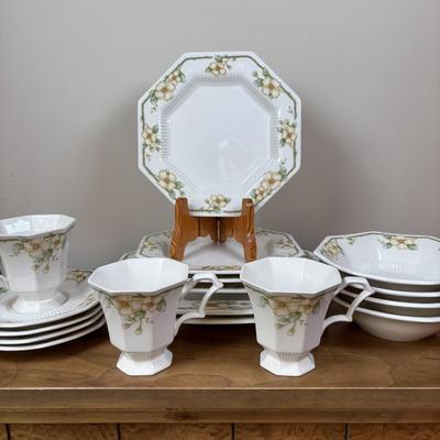 LOT 82: Nikko Classic China Collection: Dogwood Pattern, Misc. Pieces