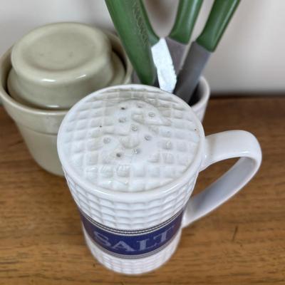 LOT 85: Vintage Green Pitcher, Large Emile Henry Green Mixing Bowl, Tupperware, Rubbermaid (NIP), Pfaltzgraff & More