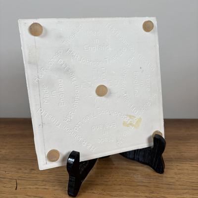 LOT 86: Toole Co. Wooden Salad Bowl Set, Made in England Trivet, Royal China Garden Classic Spinach Salad Bowl, Vtg. Indiana Glass Green...