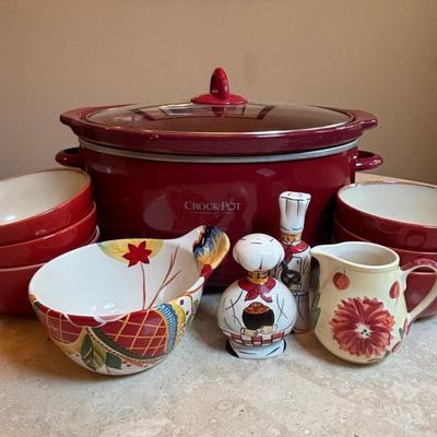LOT 89: Crock Pot Slow Cooker, Chef Salt/Pepper Shakers, Eva Mendez Bowl, Florida Market Place Red Bowls