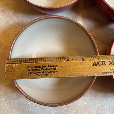 LOT 89: Crock Pot Slow Cooker, Chef Salt/Pepper Shakers, Eva Mendez Bowl, Florida Market Place Red Bowls