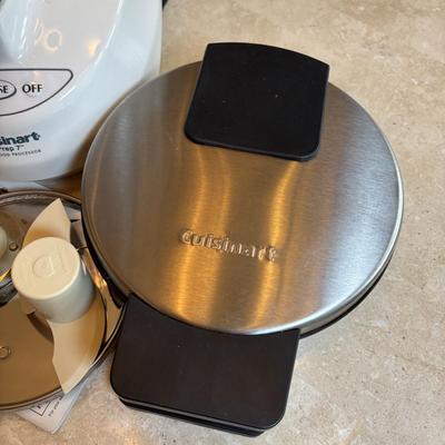 LOT 90: Cuisinart Prep 7 Food Processor & Waffle Maker