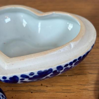 LOT 100: Vintage Old Willow Plate, England, 2-Hand Painted Lusterware Plates, Toyo Hand Painted Dresser Box &Bowl, Porcelain Trinket...