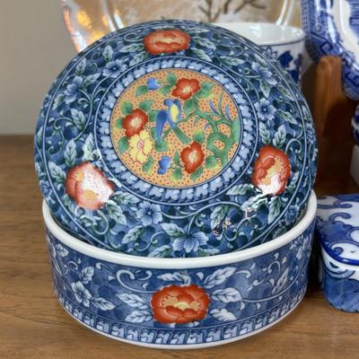 LOT 100: Vintage Old Willow Plate, England, 2-Hand Painted Lusterware Plates, Toyo Hand Painted Dresser Box &Bowl, Porcelain Trinket...