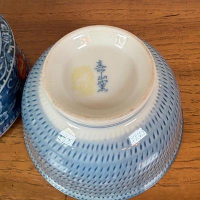 LOT 100: Vintage Old Willow Plate, England, 2-Hand Painted Lusterware Plates, Toyo Hand Painted Dresser Box &Bowl, Porcelain Trinket...