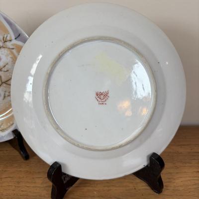 LOT 100: Vintage Old Willow Plate, England, 2-Hand Painted Lusterware Plates, Toyo Hand Painted Dresser Box &Bowl, Porcelain Trinket...