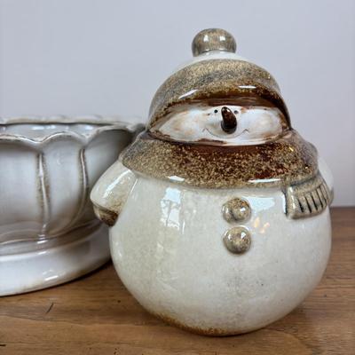 LOT 102: Holiday Decor: Glazed Snowman & Bowl, Lenox Rustic Berry Plate, Roman Inc. Artisan Angel Ornament, Pfaltzgraff & More