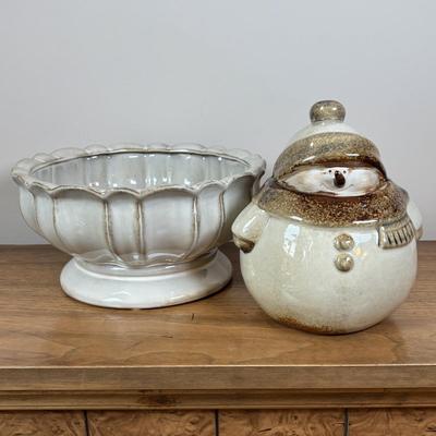 LOT 102: Holiday Decor: Glazed Snowman & Bowl, Lenox Rustic Berry Plate, Roman Inc. Artisan Angel Ornament, Pfaltzgraff & More