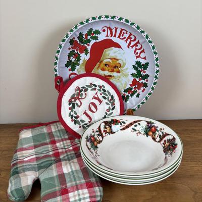 LOT 102: Holiday Decor: Glazed Snowman & Bowl, Lenox Rustic Berry Plate, Roman Inc. Artisan Angel Ornament, Pfaltzgraff & More