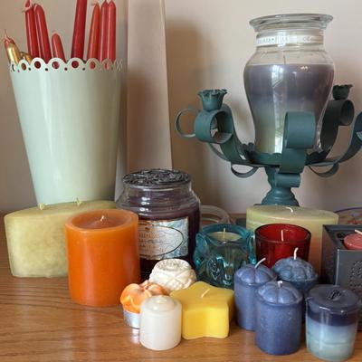 LOT 103: Home Decor Woven Gathering Basket and Candles